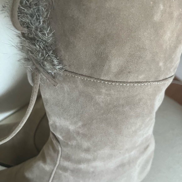 SALE fur boot trim with faux suede. Worn only a few times. Size8 - Picture 6 of 6